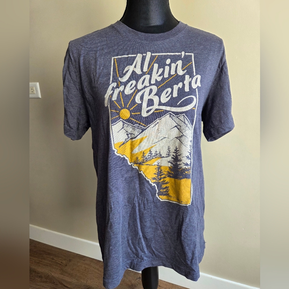 HOMEWORK Alberta T-Shirt Size L